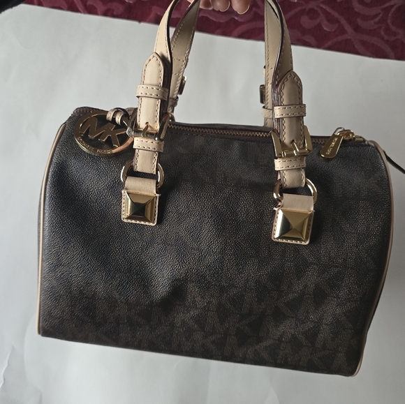 MICHAEL Michael Kors Brown/Beige Signature Coated Canvas - Picture 11 of 16